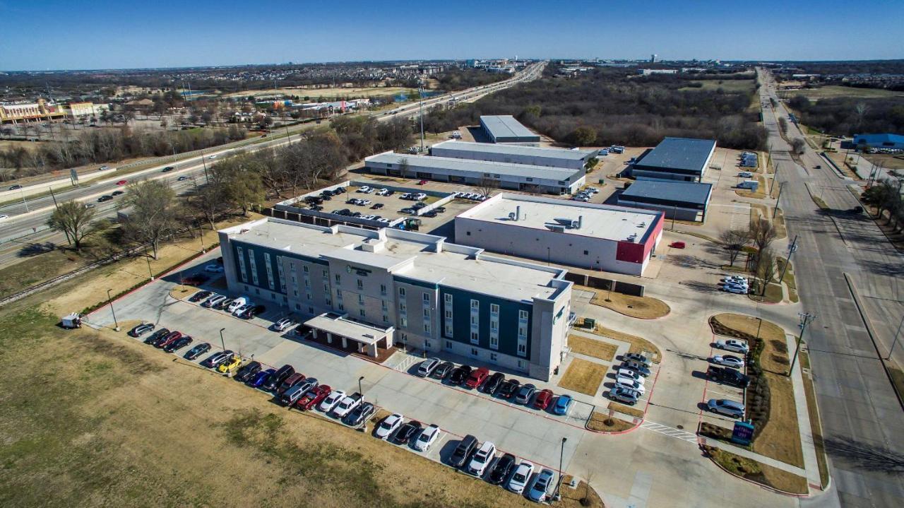 Woodspring Suites Dallas Plano Central Legacy Drive Bagian luar foto